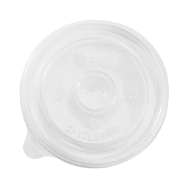 Clear plastic flat vented lid designed for 6 - 16 oz gourmet food containers, featuring steam-release vents and secure sealing for leak-resistant food transportation.